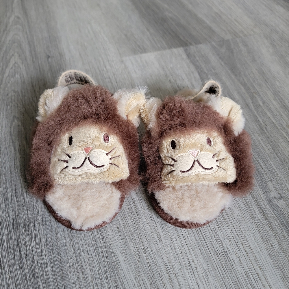 Ugg Fluff Yeah Slide Lion Stuffie Toddler
